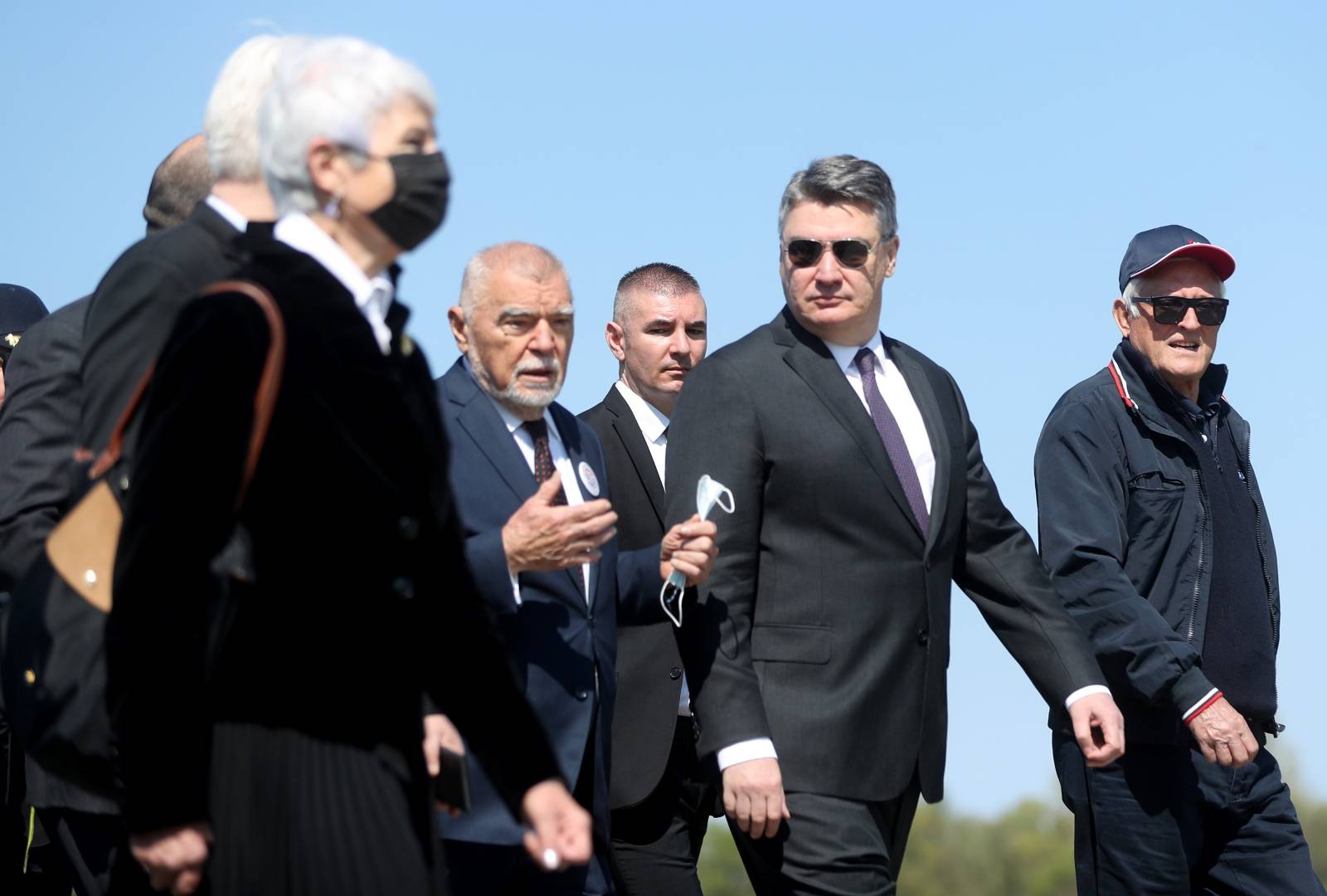 Predsjednik RH u društvu Kosor, Josipović i Mesić odao počast stradalima u Jasenovcu