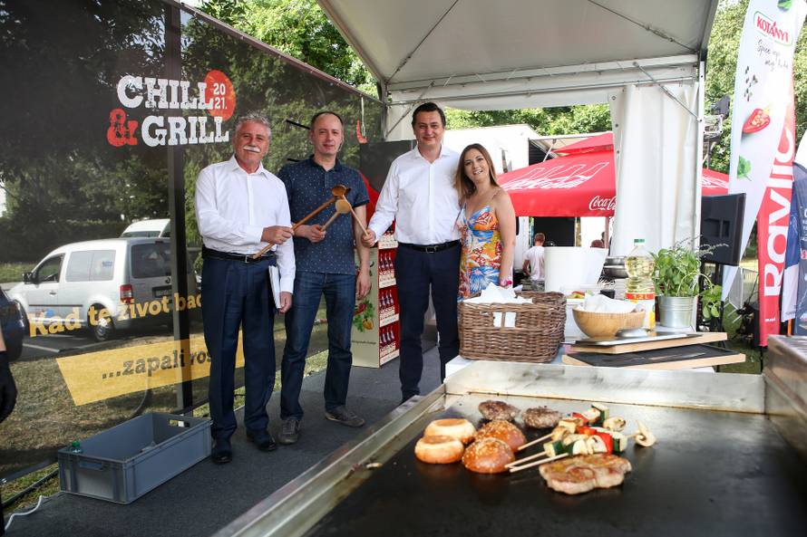 Počeo je peti Chill&Grill: Već prvi dan posjetitelji su uživali u vrhunskoj hrani i odličnoj glazbi