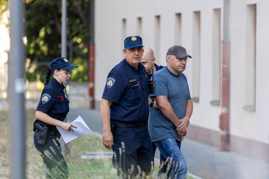 EKSKLUZIVNE FOTOGRAFIJE: U Puli uhićen Ukrajinac osumnjičen za napad na plinovod Sjeverni tok