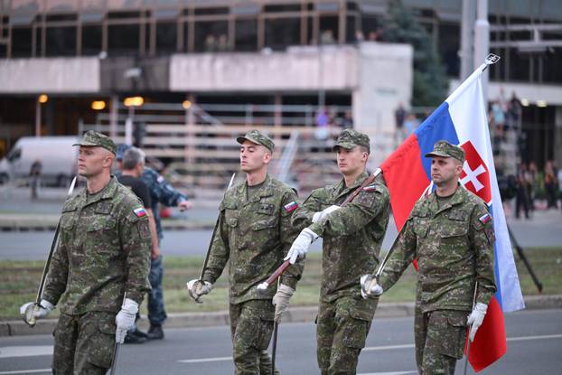 Zagreb: Generalna proba svečanog vojnog mimohoda