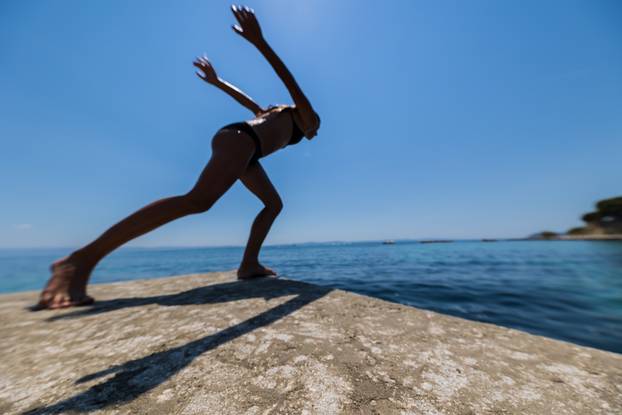 Split:  Prvi dan ljeta na plaži Firule