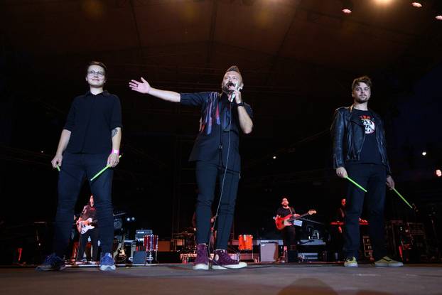 Zagreb: Slavljenički koncert grupe Vatra povodom 25 godina profesionalne karijere