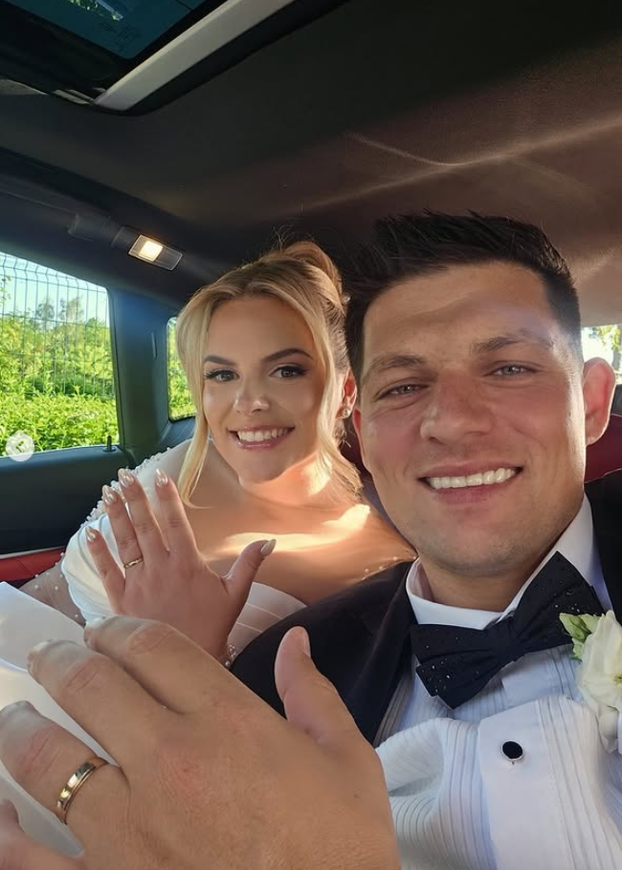 FOTO Nina Martina iz Života na vagi pohvalila se fotkama sa svadbe: Postali smo muž i žena