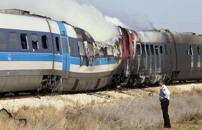 Izrael: Vlak se zapalio u vožnji, u požaru ozlijeđeno 50 ljudi