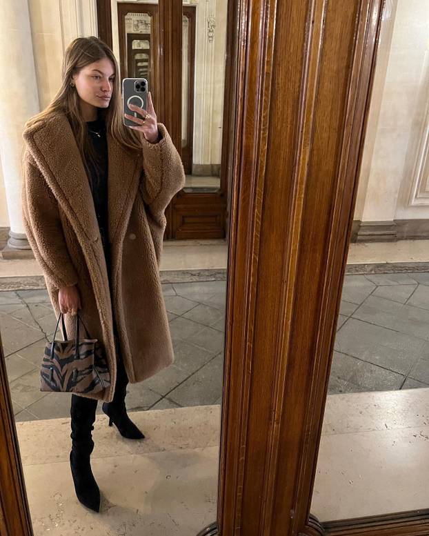 FOTO 'Trogirska Heidi Klum' na Poljudu: Voli Hajduk i brze aute, a zavidi joj i Victoria Beckham