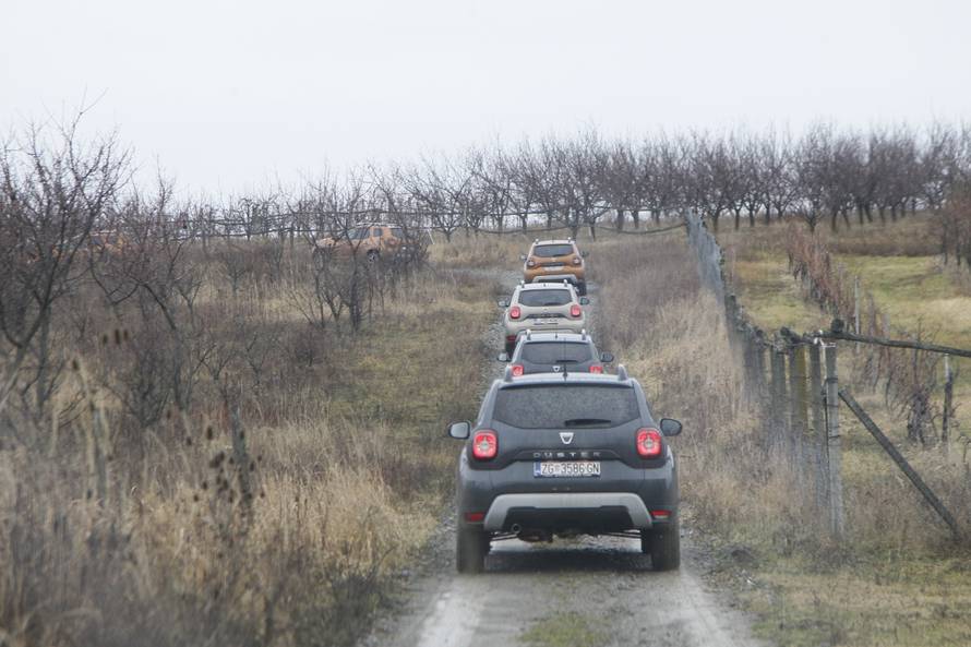 Pravi SUV za avanturu, idealan za one kojima su auti preskupi