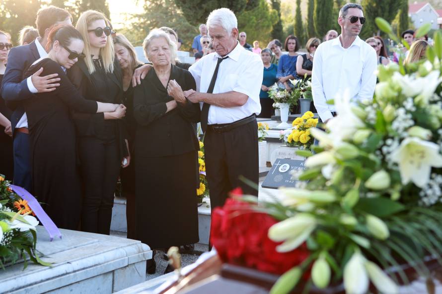 Pokop Sinise Svilana