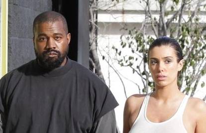 Kanye i Bianca ponovno šokirali bizarnim outfitima: 'Ponijela je zavjesu za tuširanje sa sobom'