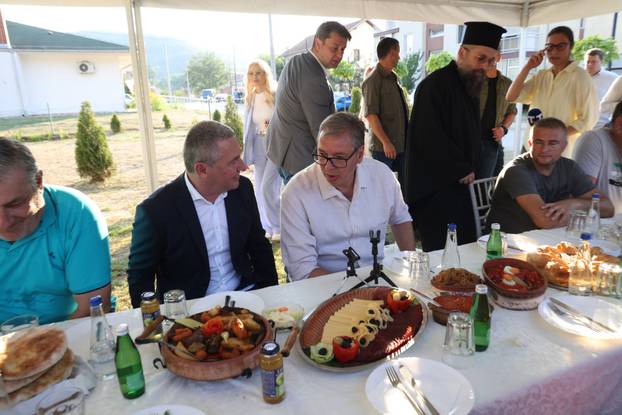 Aleksandar Vučić u obilasku je Jablaničkog okruga