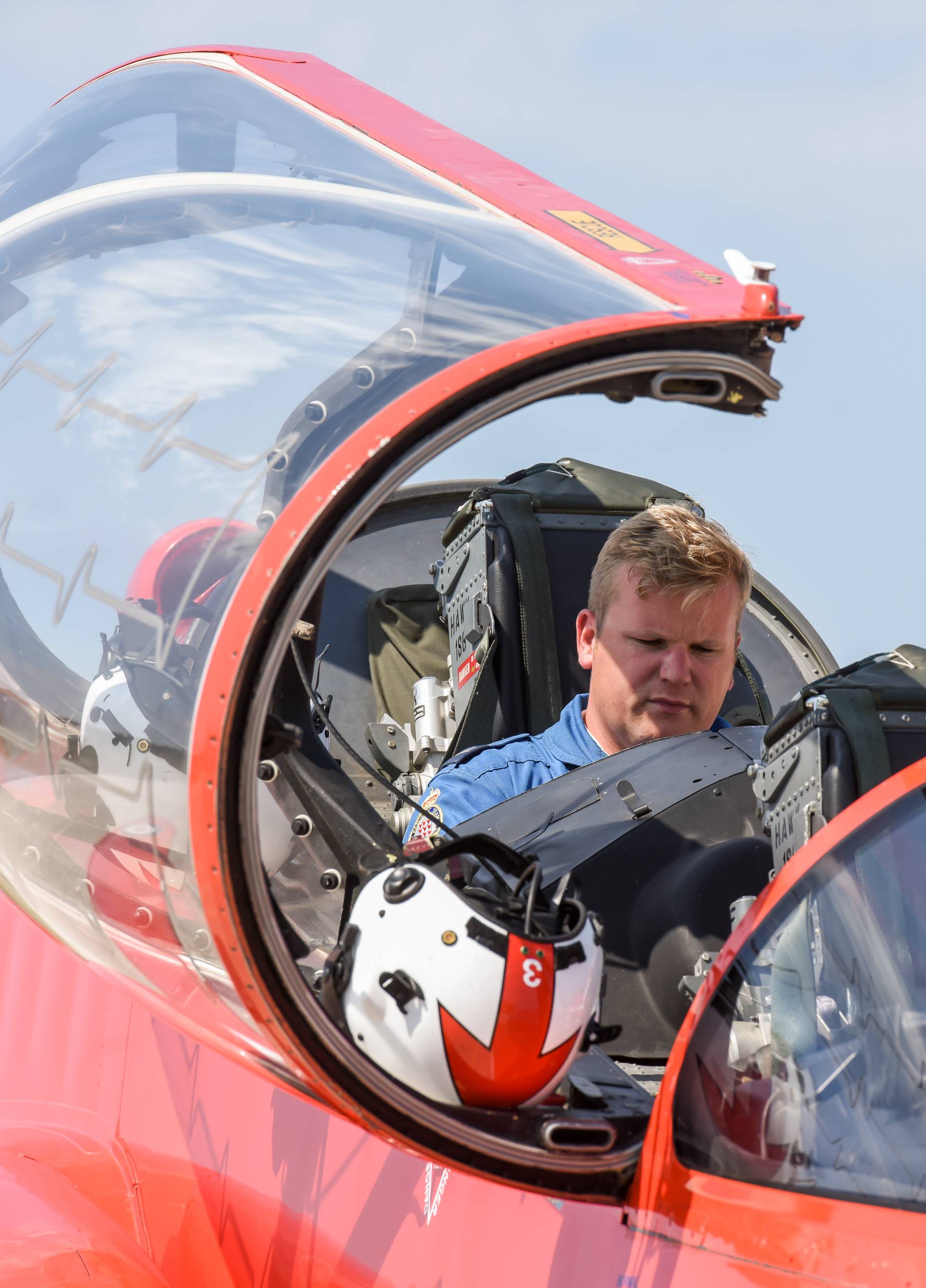 Kraljevska grupa Red Arrows posjetila je naša Krila Oluje