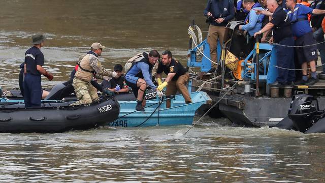 Tourist boat accident in Budapest