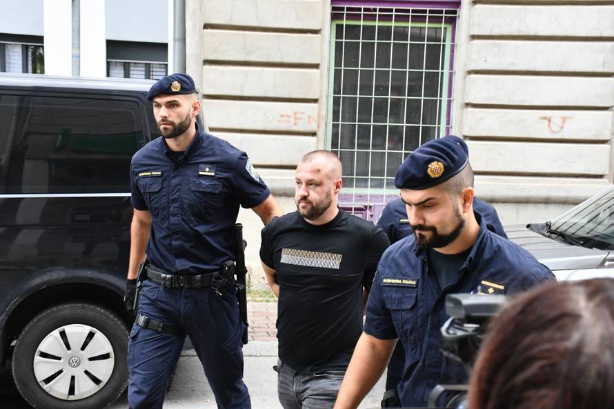 Policija u Sl. Brodu i dalje je na nogama! Još uvijek nema oružja s kojim je ubijen Zoran Grgić...