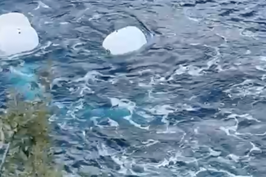 Izvlačenje automobila iz mora kod Senja