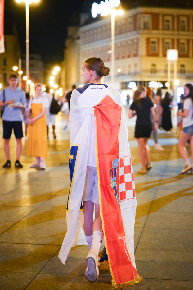 Kandidatkinja za Miss fotogeničnosti BiH pratila je utakmicu svoje reprezentacije u Zagrebu