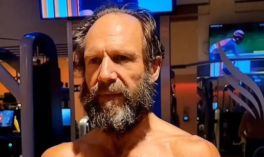 Voldemort se nabildao! Ralph Fiennes pumpa u teretani, u 63. godini pokazao zavidnu figuru