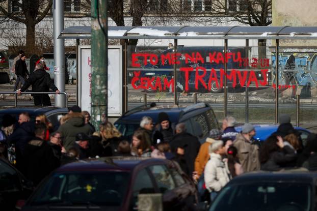 Prosvjedi u Sarajevu se nastavljaju, traži se pravda za poginulog mladića i ozlijeđene u tramvajskoj nesreći