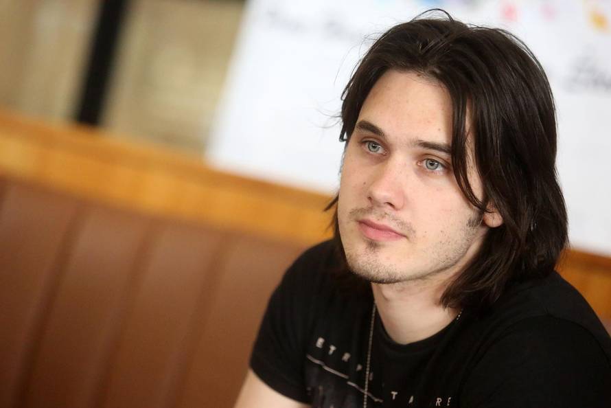 Dino Jelusić o karijeri, slavi i 'Mojoj prvoj ljubavi': 'To je nepoštovanje prema meni'