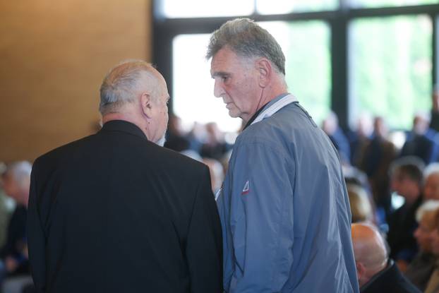 Zagreb: Posljednji ispraćaj glumca Željka Vumirice