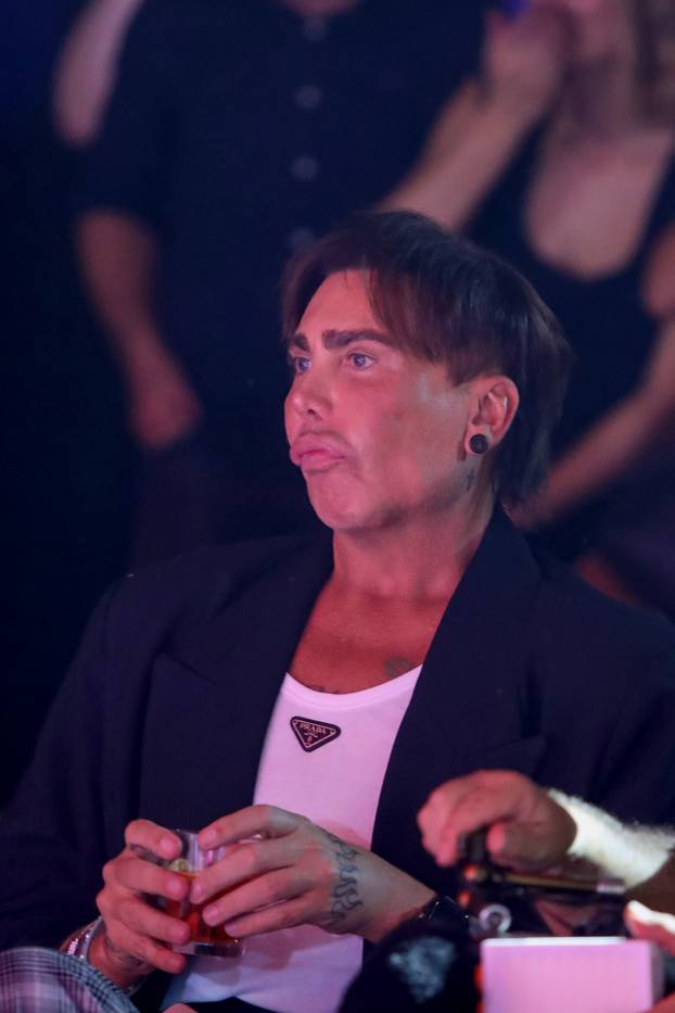 Biograd na Moru: ModernA – modna revija hrvatskih dizajnera 