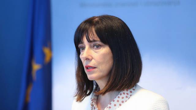 Zagreb: Ministrica Blaženka Divjak predstavlja Akcijski plan za nastavu na daljinu