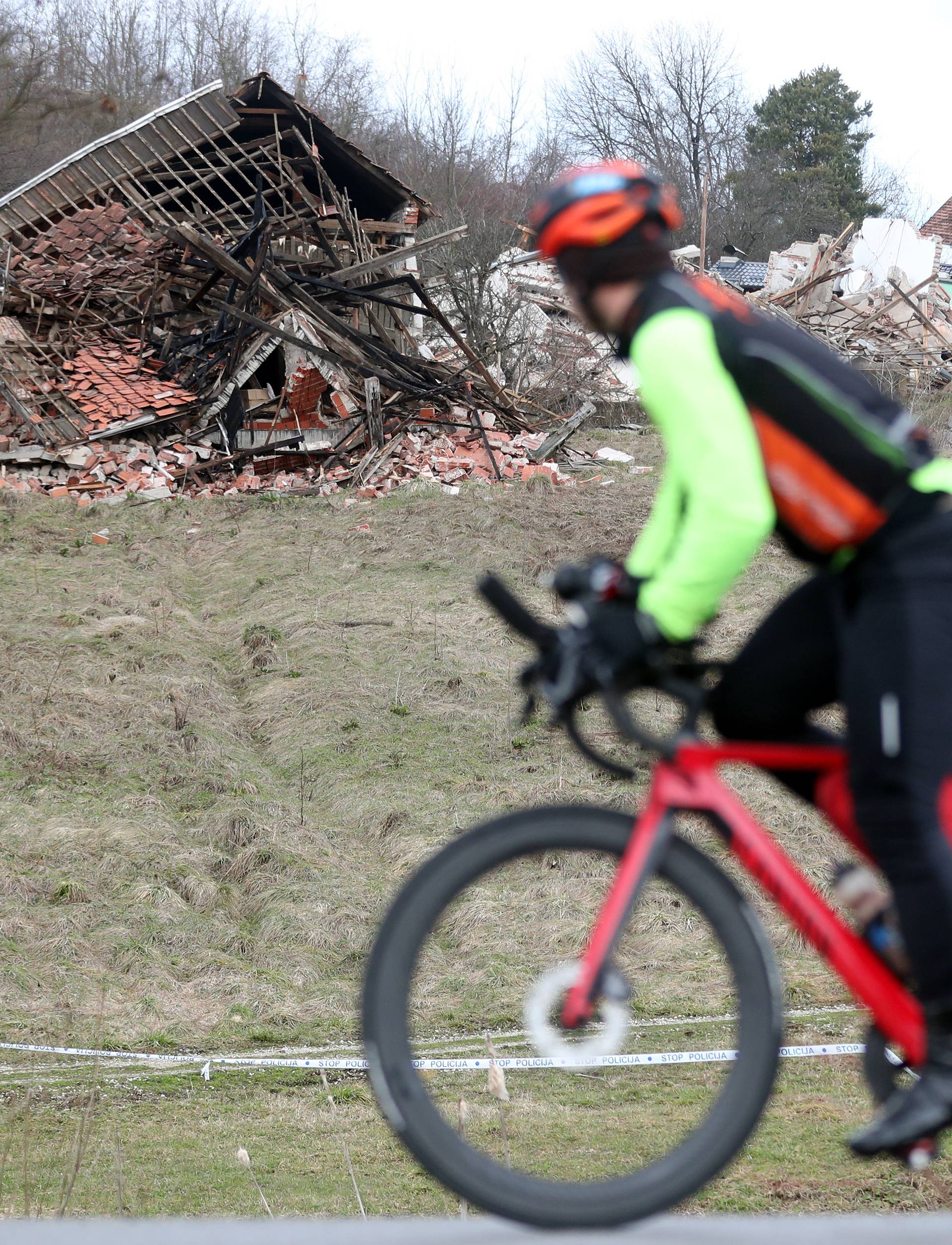 'Kuća se počela rušiti. Zaletio sam se i skočio s prvog kata...'