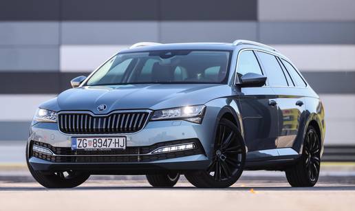 Škoda Superb je prostran i udoban automobil bez mane