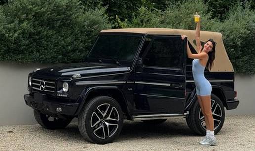 FOTO Svi auti Kendall Jenner