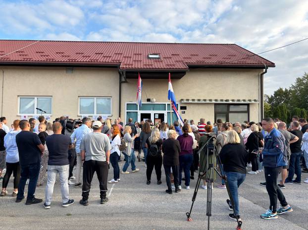 Djeca iz Zagreba se od potresa školuju u vatrogasnom domu. 'Nova škola neće prije 2027.'