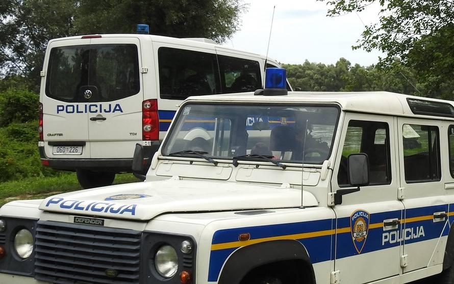 Obitelj ne gubi nadu: Muškarca nestalog u Dravi traže i dronom