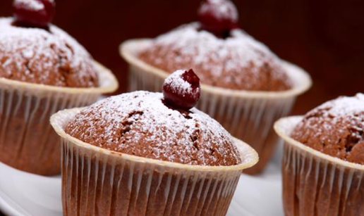 Muffini s višnjama i čokoladom: Desert u kojem će svi uživati