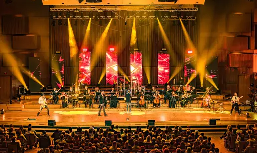 Spektakularna Predstava u čast velikim legendama rocka, Symphonika On The Rock