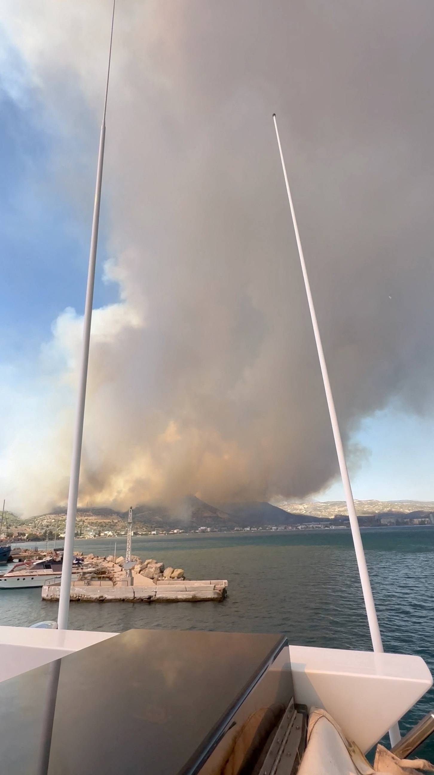 Wildfire rages at the Corinth Canal in Greece