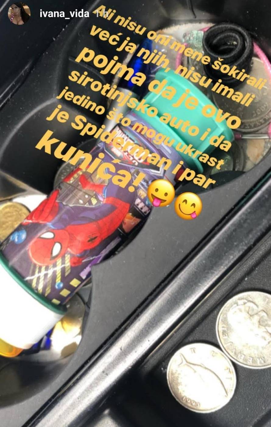 Nakon pobjede: Vidinoj supruzi razbili stakla na Range Roveru