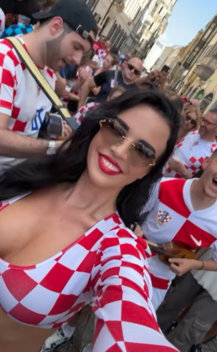 VIDEO Knoll spremna za tekmu! Zapjevala  i plesala s navijačima u Leipzigu: 'Idemo, Hrvatska!'