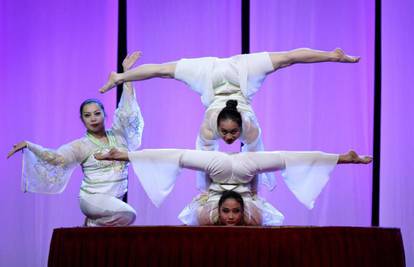 Kineski akrobati i cirkusanti su oduševili 4 tisuće Zagrepčana
