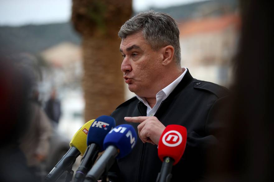 Predsjednik Zoran Milanović obratio se medijima u Veloj Luci