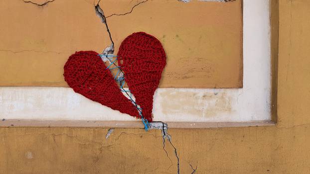 Broken,Heart,On,Wall.,Sewing,Broken,Heart,On,Wall.