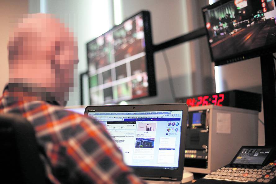 'Uklonili  smo pornić snimljen u WC-u srednje škole u Zagrebu'