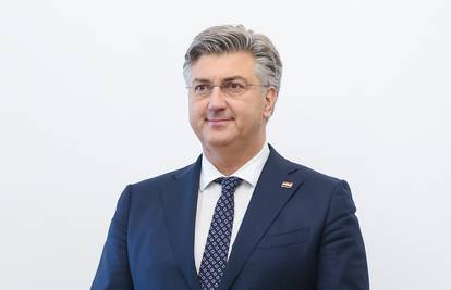 Plenković: 'Omerbašić je dao doprinos priznanju Hrvatske i razvoju Islamske zajednice'