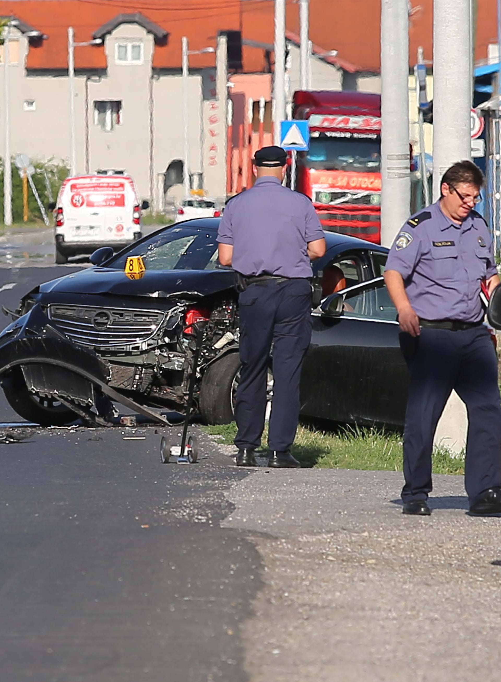 Teška prometna nesreća u Zagrebu: Jedna osoba mrtva