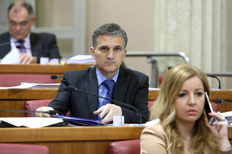 Sabor raspravlja o HRT-u