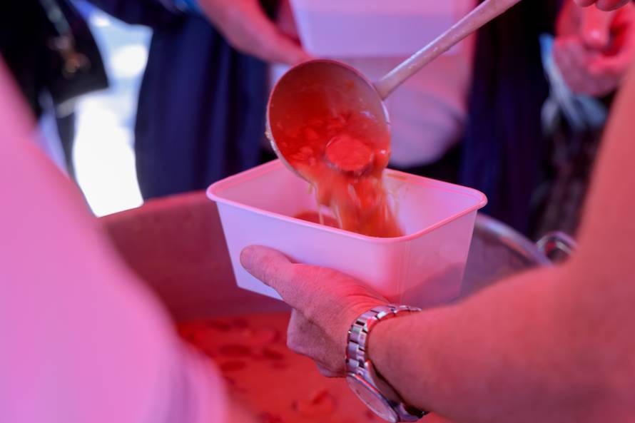 Zadar: Međunarodni praznik rada SDP će obilježiti podjelom besplatnih porcija graha u Vruljici