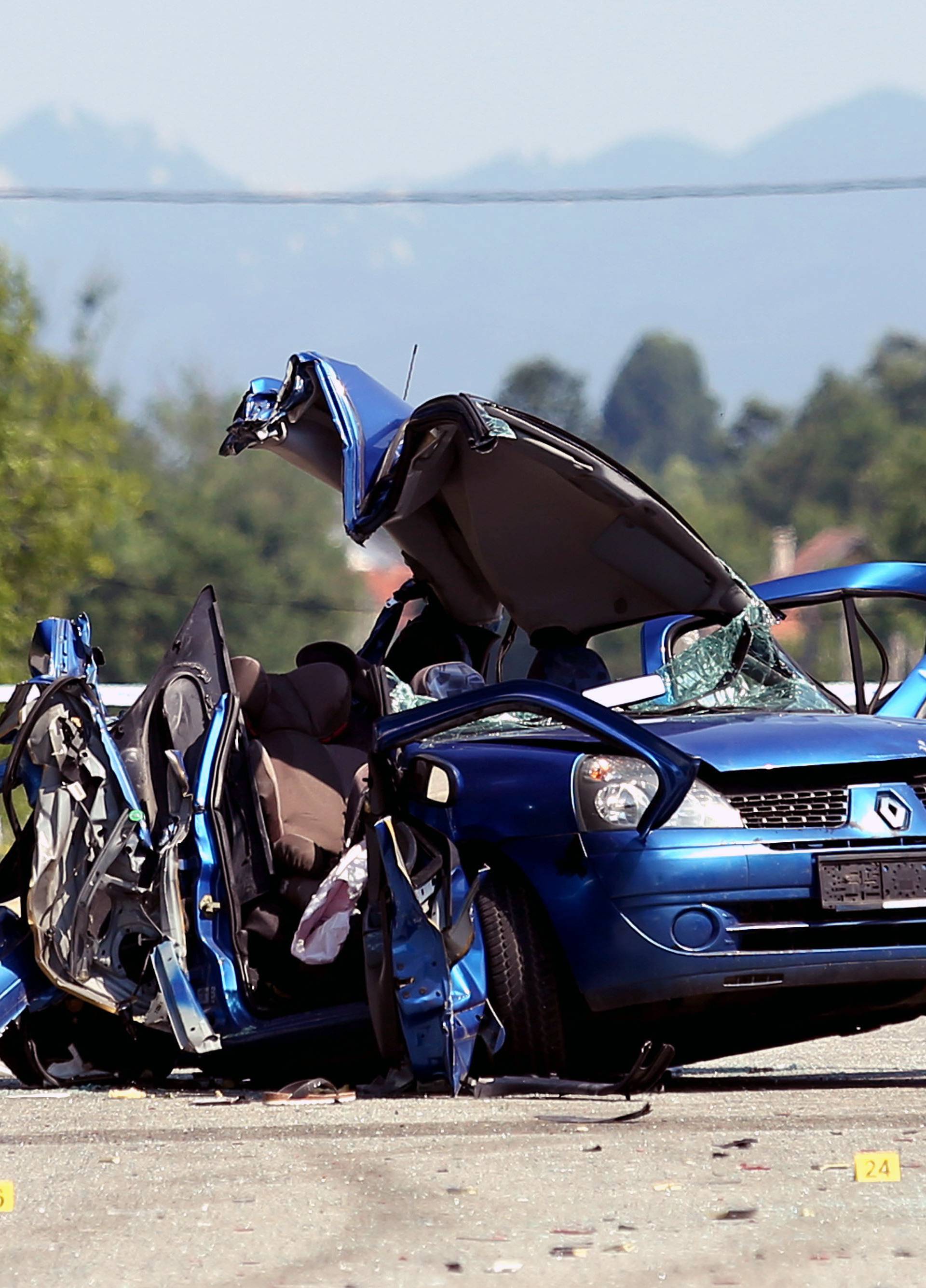 'Vozač se tresao i zanijemio, pokosio je obitelj u automobilu'