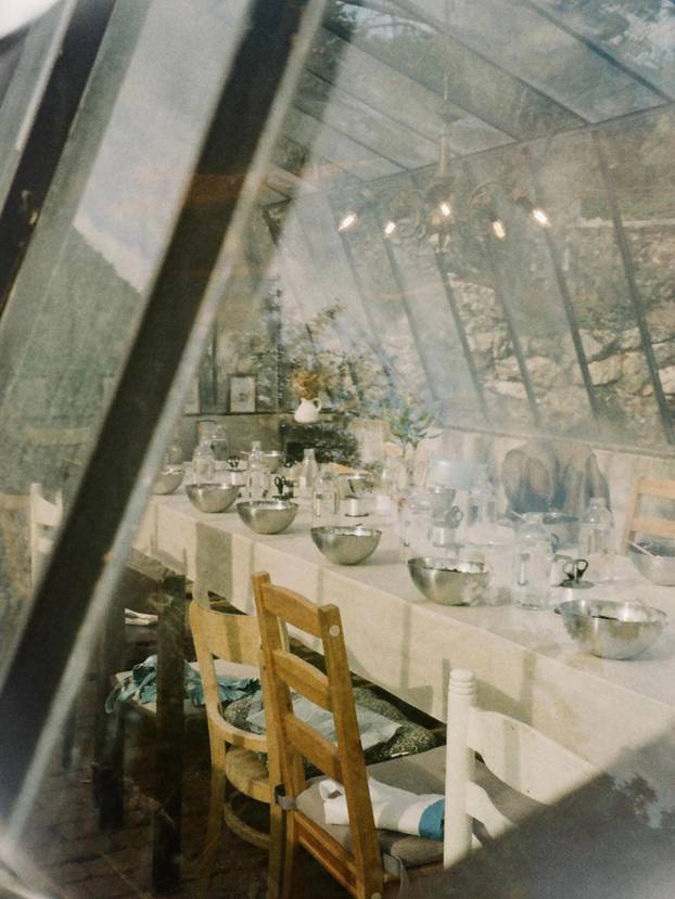 FOTO Farma blizu Splita na kojoj možete ručati među knjigama i družiti se sa životinjama