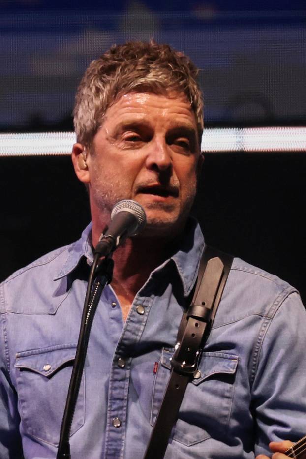 Oasis' first show in 15 years, at Cardiff Principality Stadium