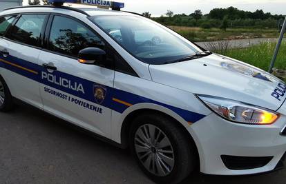 Policija je pronašla marihuanu i laboratorij za njenu proizvodnju