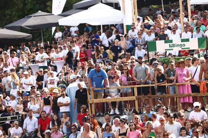 FOTO U Mostaru održano finale Red Bull Cliff Divinga:  Spektakl je pratilo više od 10 tisuća ljudi