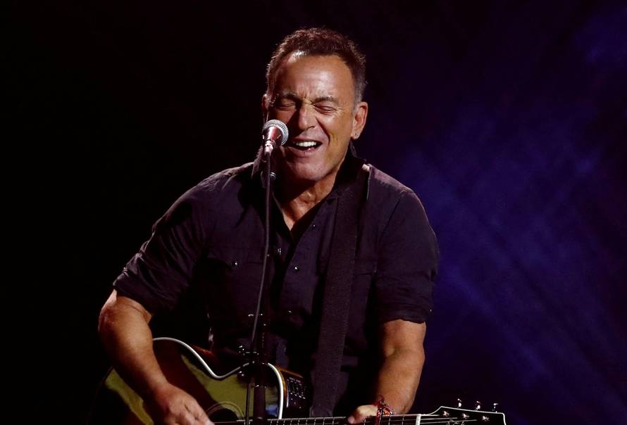 Časni sude, Severina na ročište neće doći, Springsteen je zove