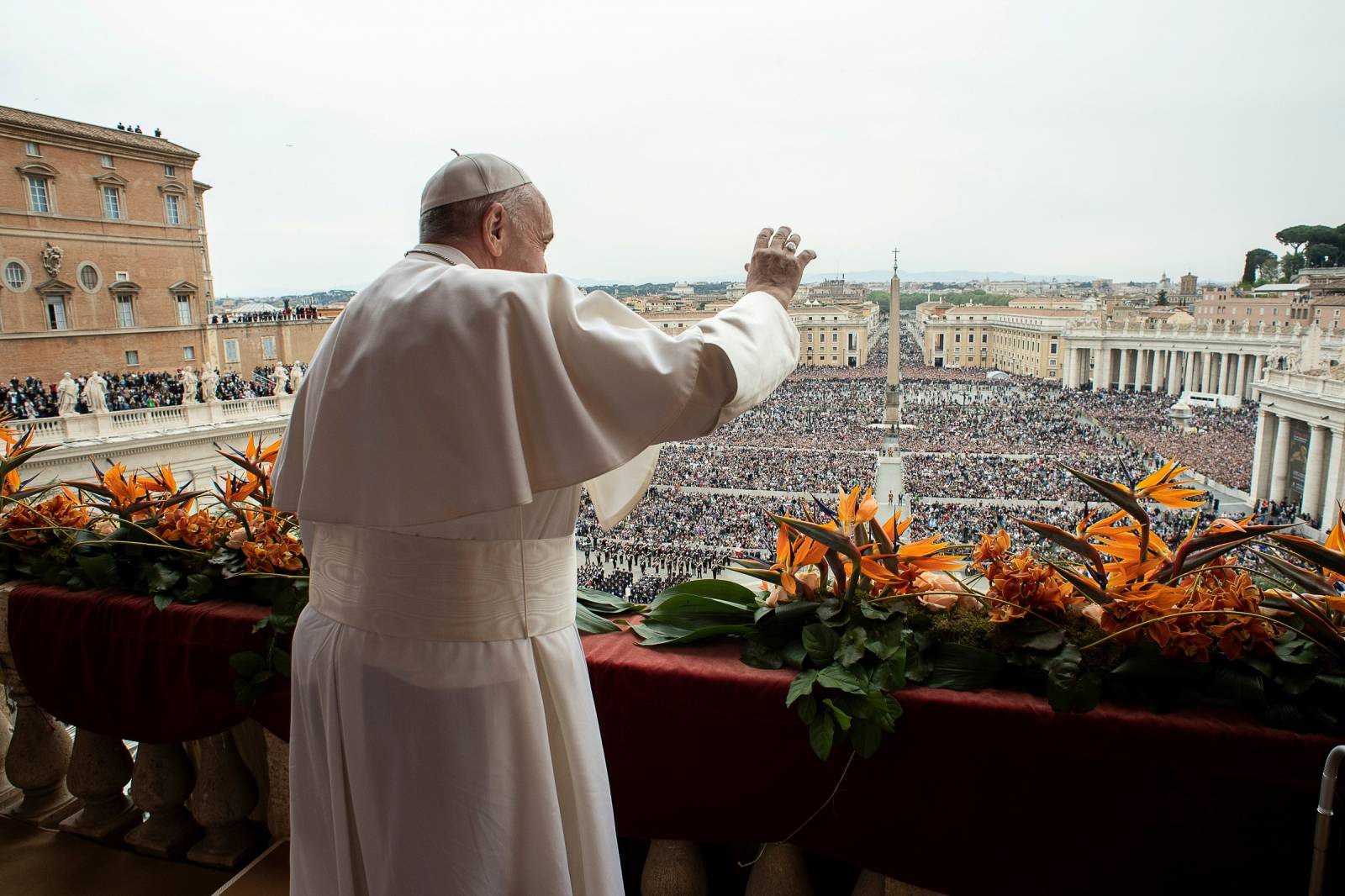 Pope Francis leads the Easter Mass at St. Peter's Square