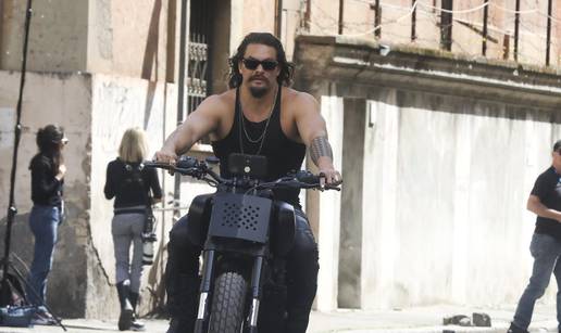 Jason Momoa imao je prometnu nesreću, s motociklistom se sudario: Prešao je u moju traku